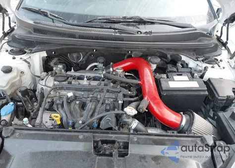 2016 Hyundai Veloster Turbo z USA, uszkodzony, nr VIN KMHTC6AE5GU284757